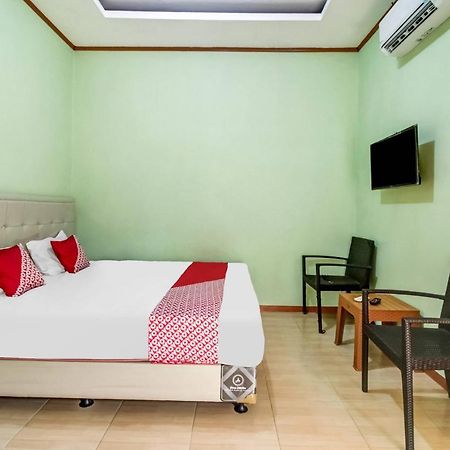 Oyo 91216 Siliwangi Guest House Syariah Cirebon Zewnętrze zdjęcie