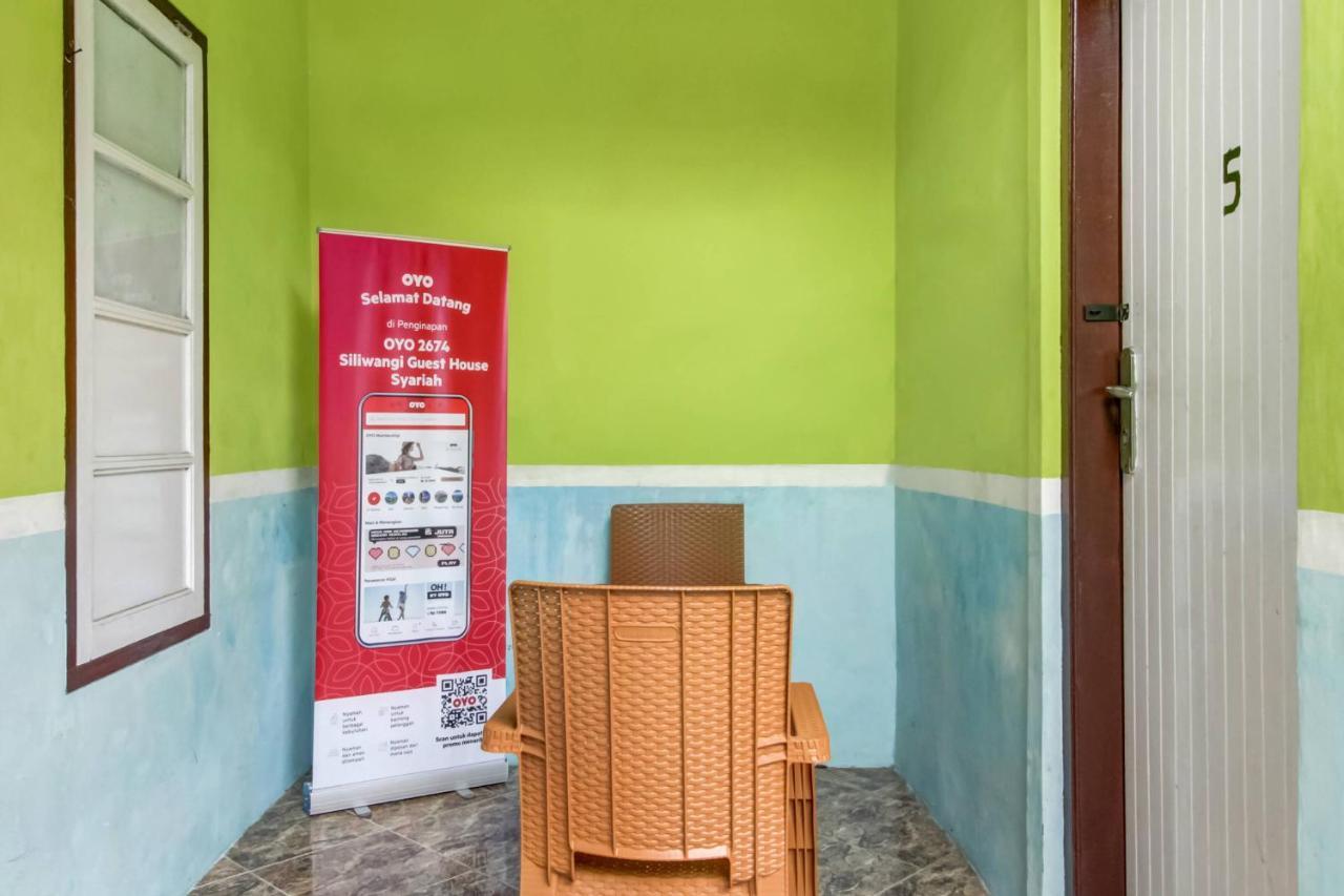 Oyo 91216 Siliwangi Guest House Syariah Cirebon Zewnętrze zdjęcie