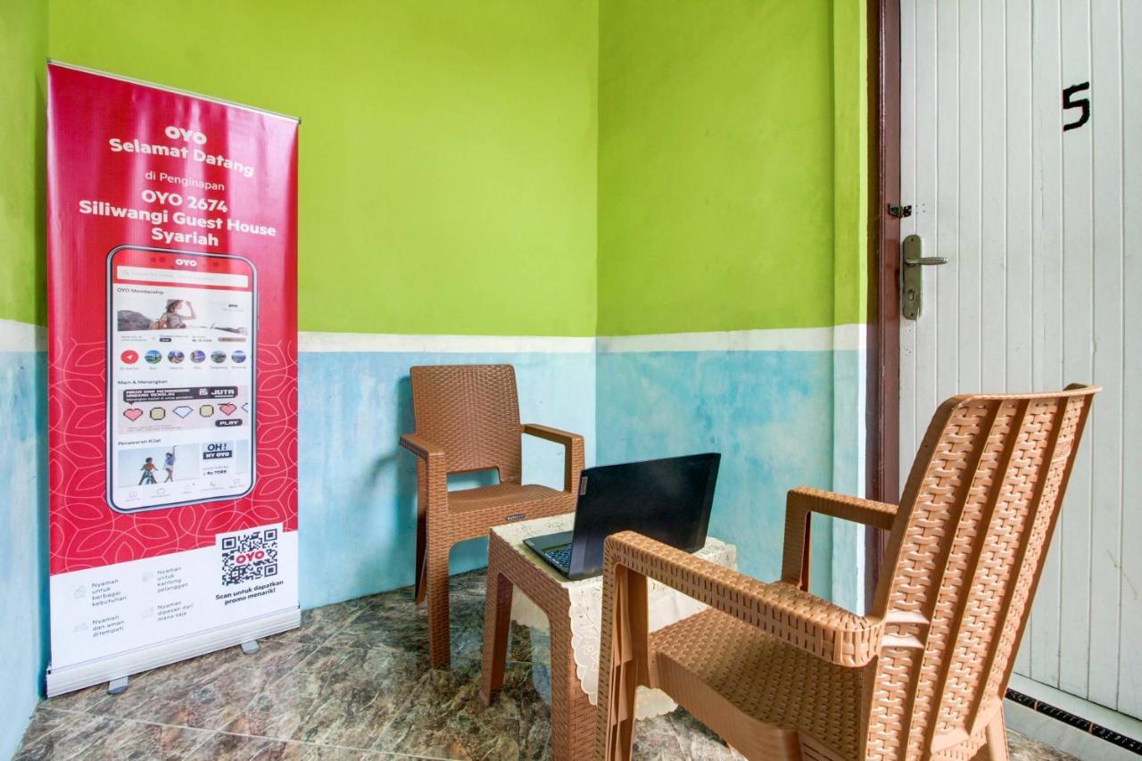 Oyo 91216 Siliwangi Guest House Syariah Cirebon Zewnętrze zdjęcie
