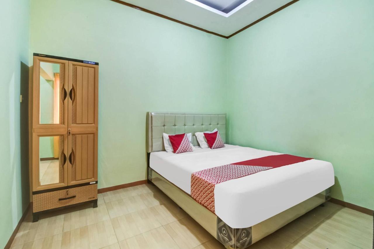 Oyo 91216 Siliwangi Guest House Syariah Cirebon Zewnętrze zdjęcie