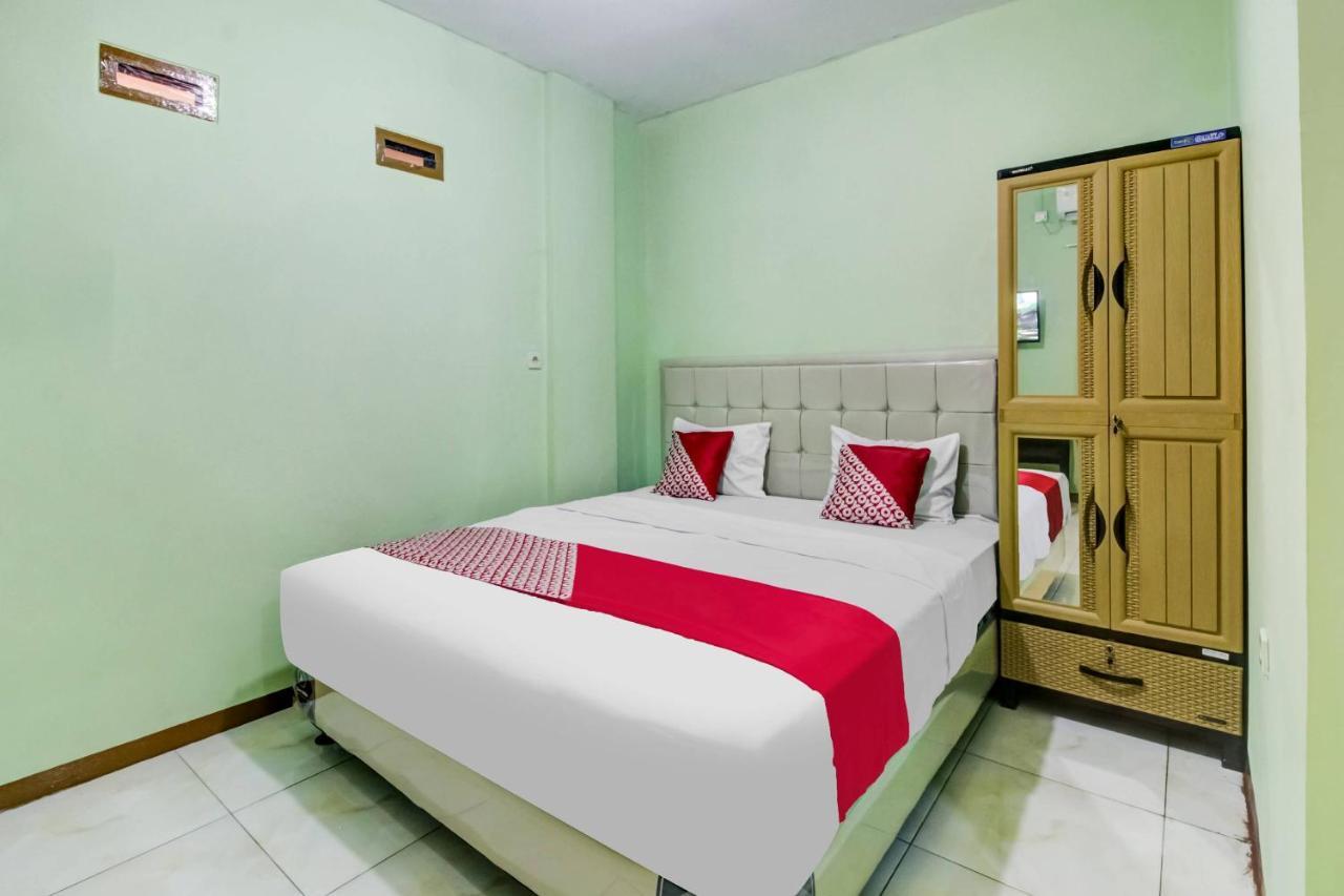 Oyo 91216 Siliwangi Guest House Syariah Cirebon Zewnętrze zdjęcie